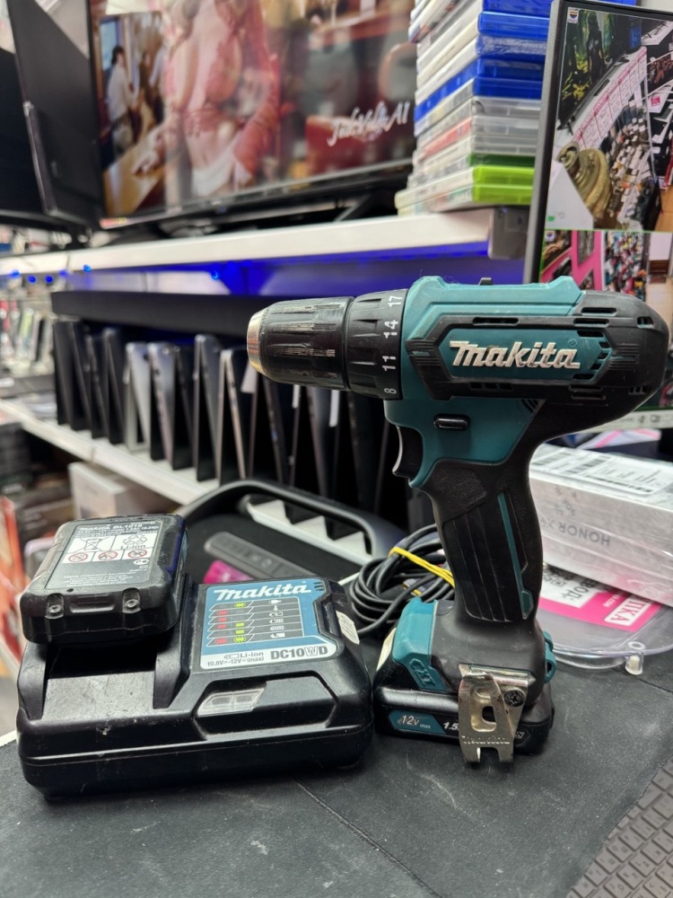 Шуруповерт Makita DF457D