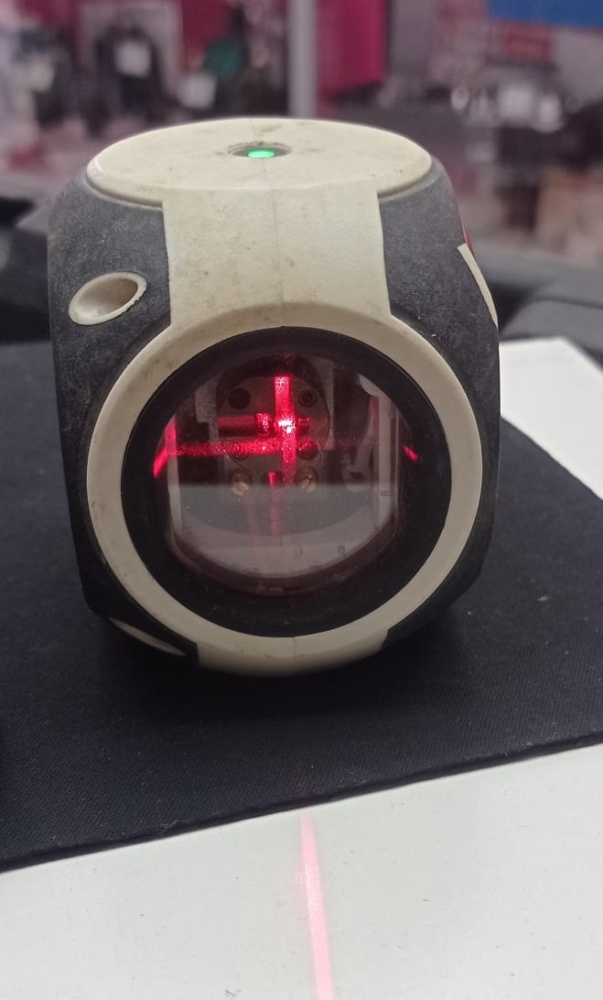 Лазерный уровень NLC06