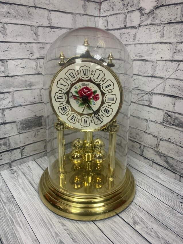 Часы Hermle Made in Germany