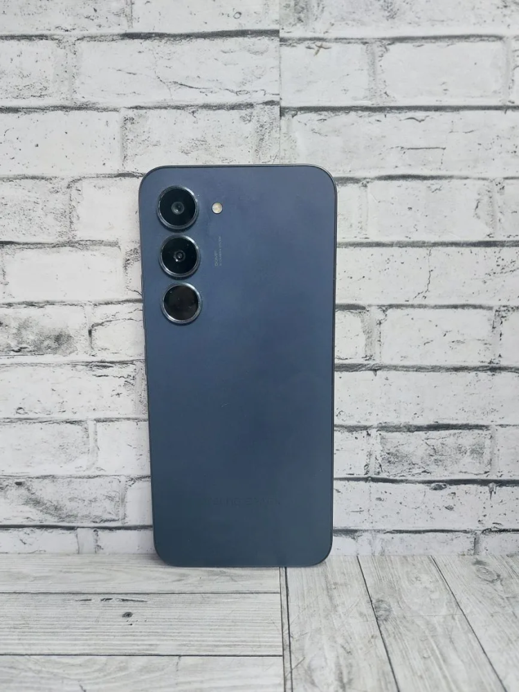 Мобильный телефон Tecno Spark 40 pro 8/128