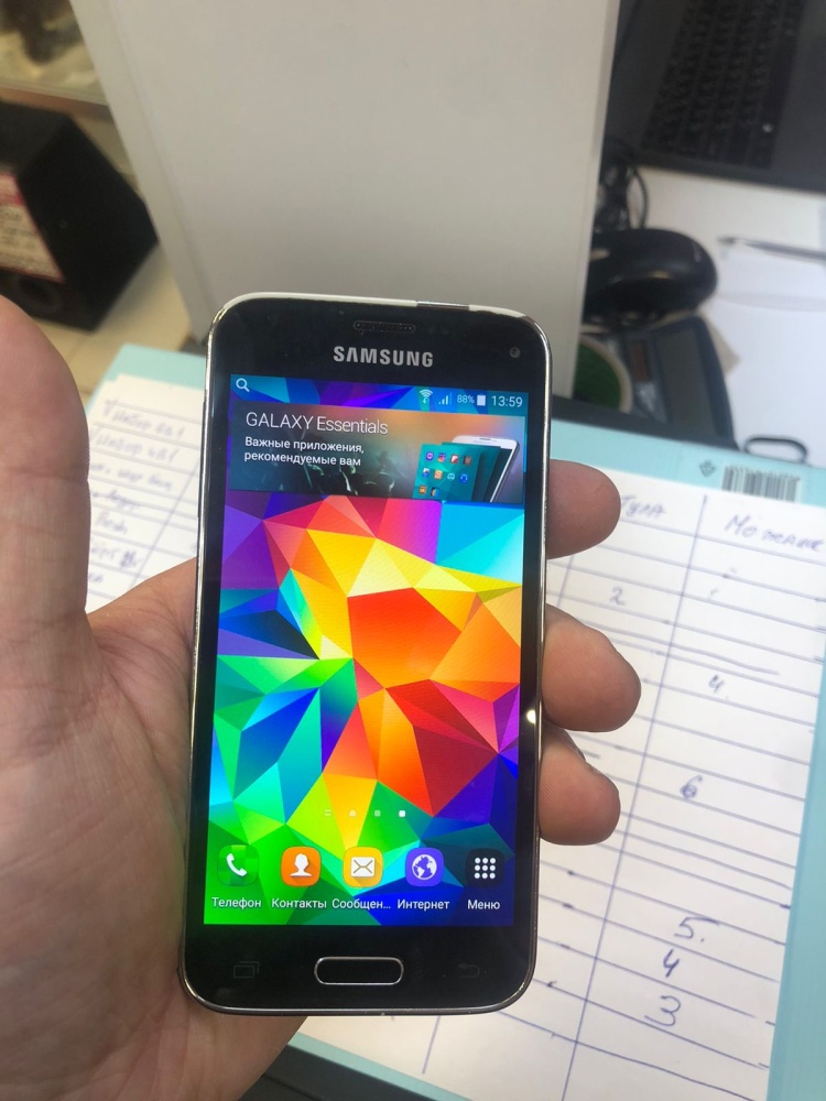 Смартфон Samsung S4 mini 16гб