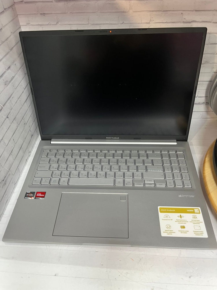 Ноутбук ASUS M1603Q