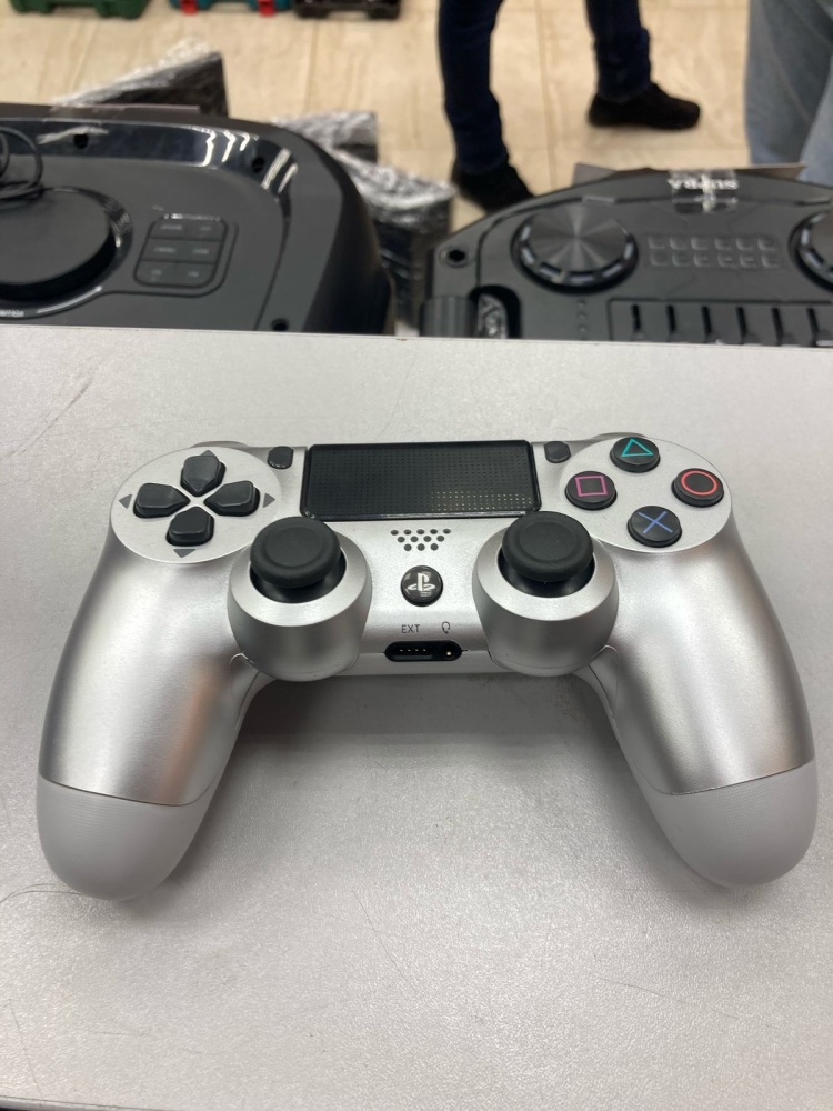 Геймпад PS4