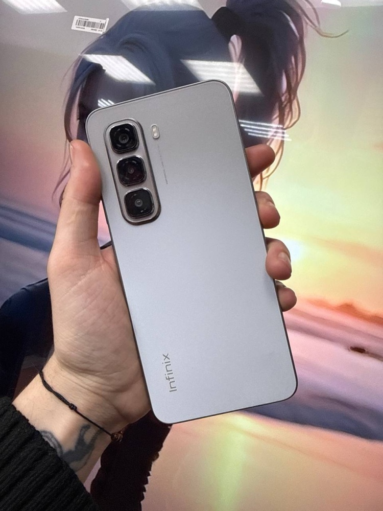 Мобильный телефон Infinix Hot 50 Pro 8/256
