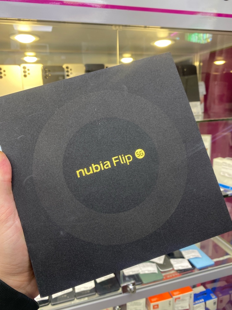 Мобильный телефон Nubai ZTE Flip 12\512