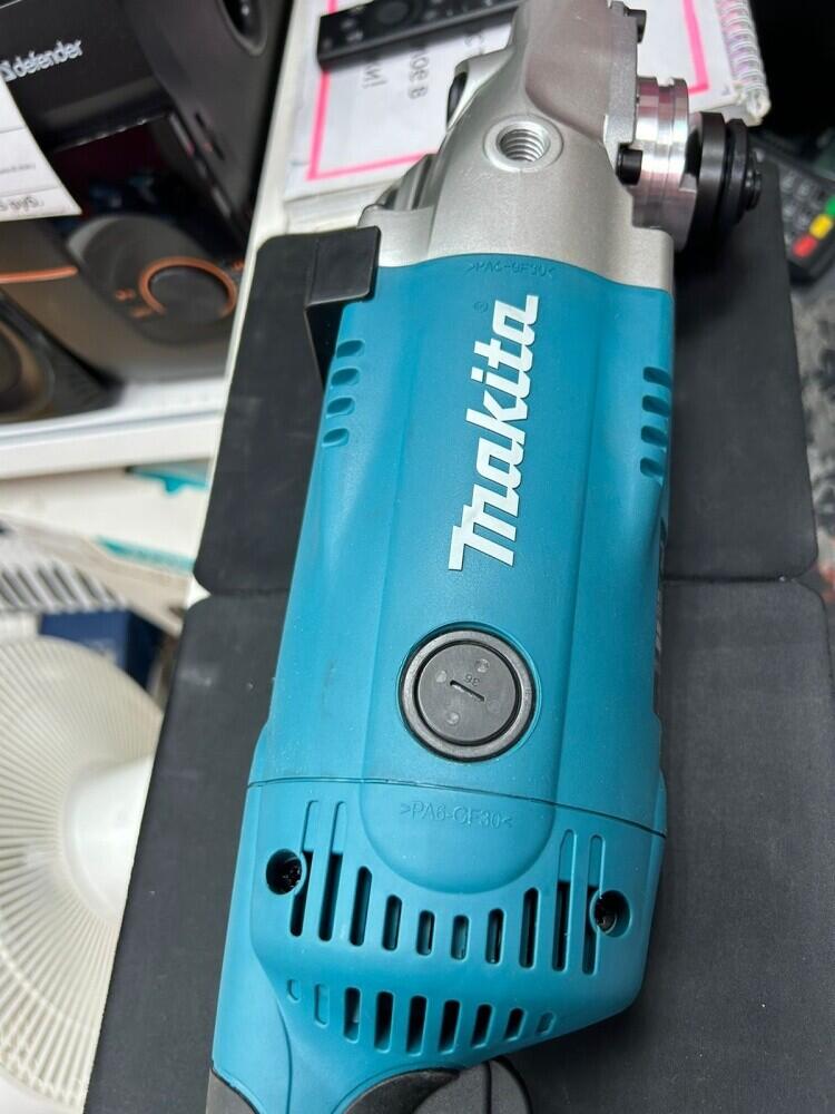 УШМ (Болгарка) Makita GA7020S