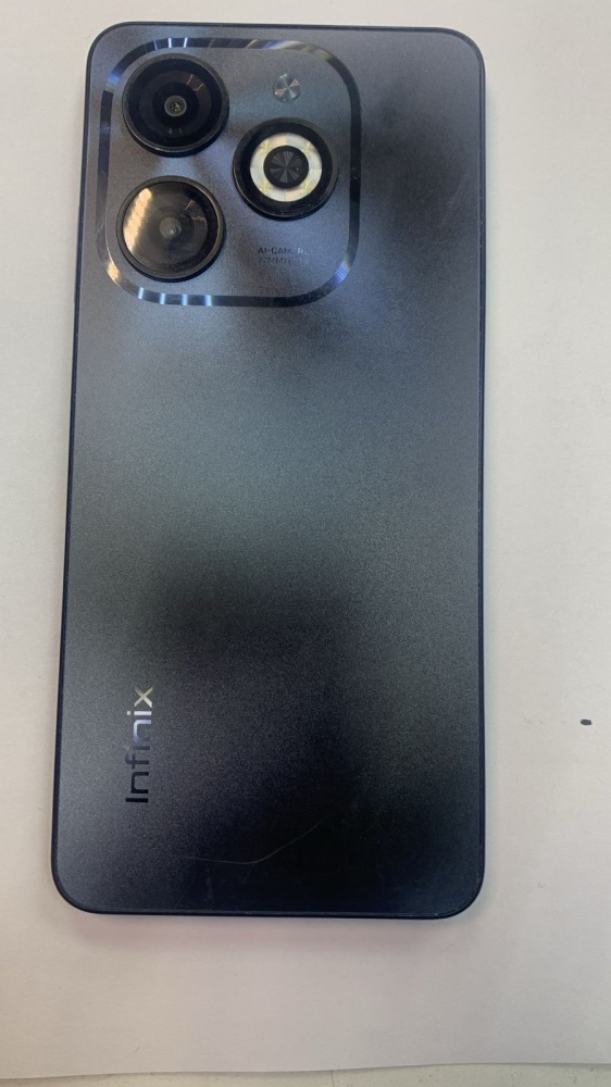 Мобильный телефон Infinix SMART 8 4/64