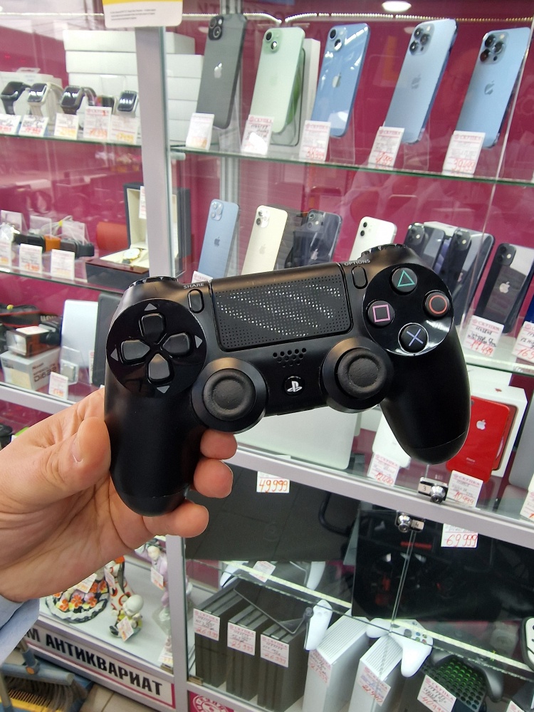 Геймпад PS4