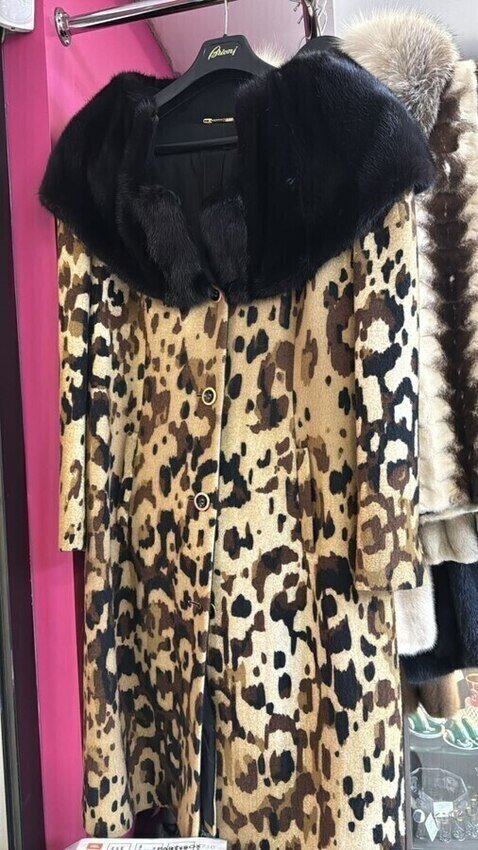 Пальто ESCADA Норка воротник