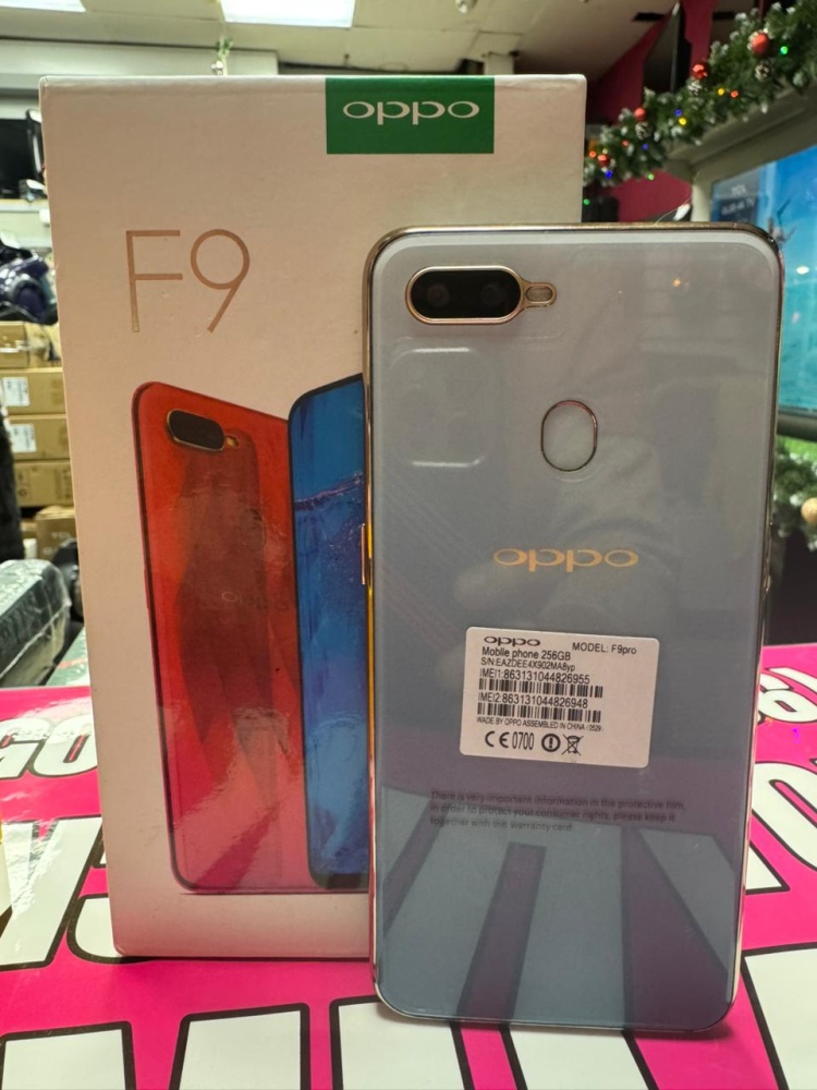 Смартфон Oppo F9(8\256)