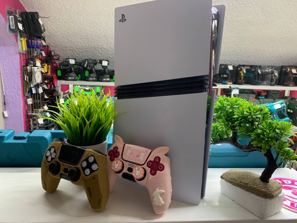 Sony PlayStation 5 Pro 2TB