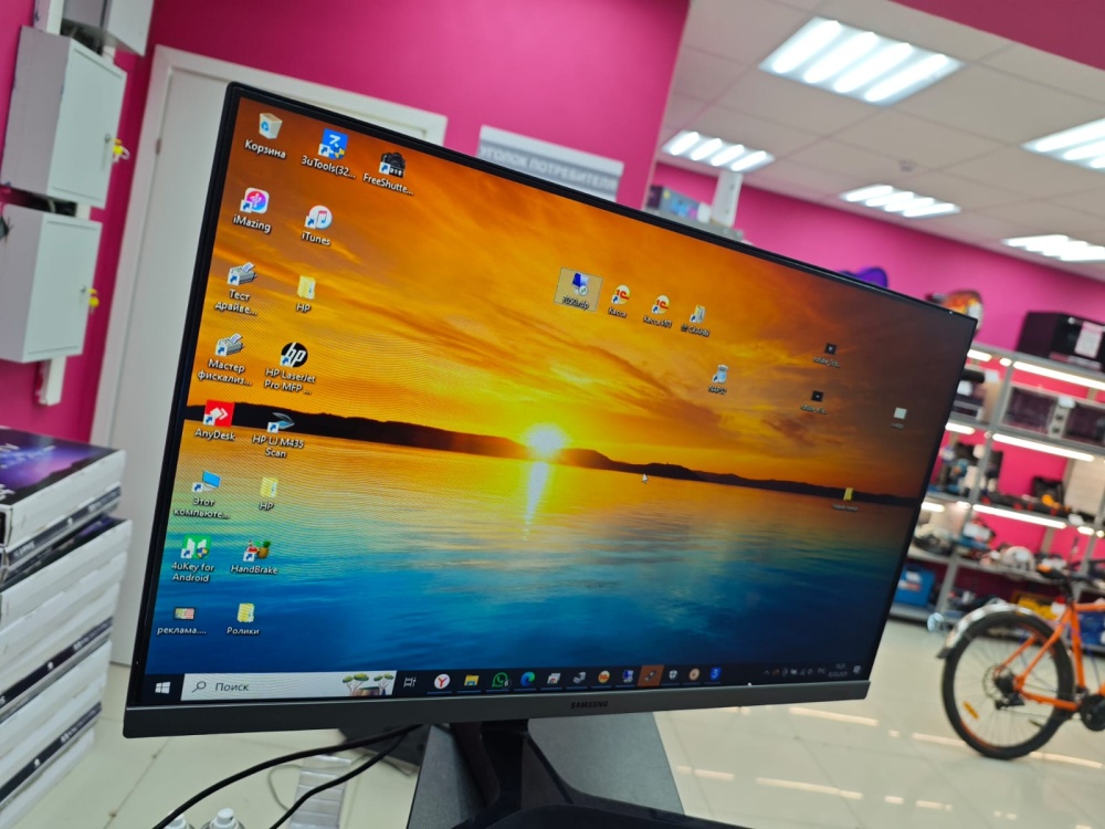 Монитор Samsung SR35 24'