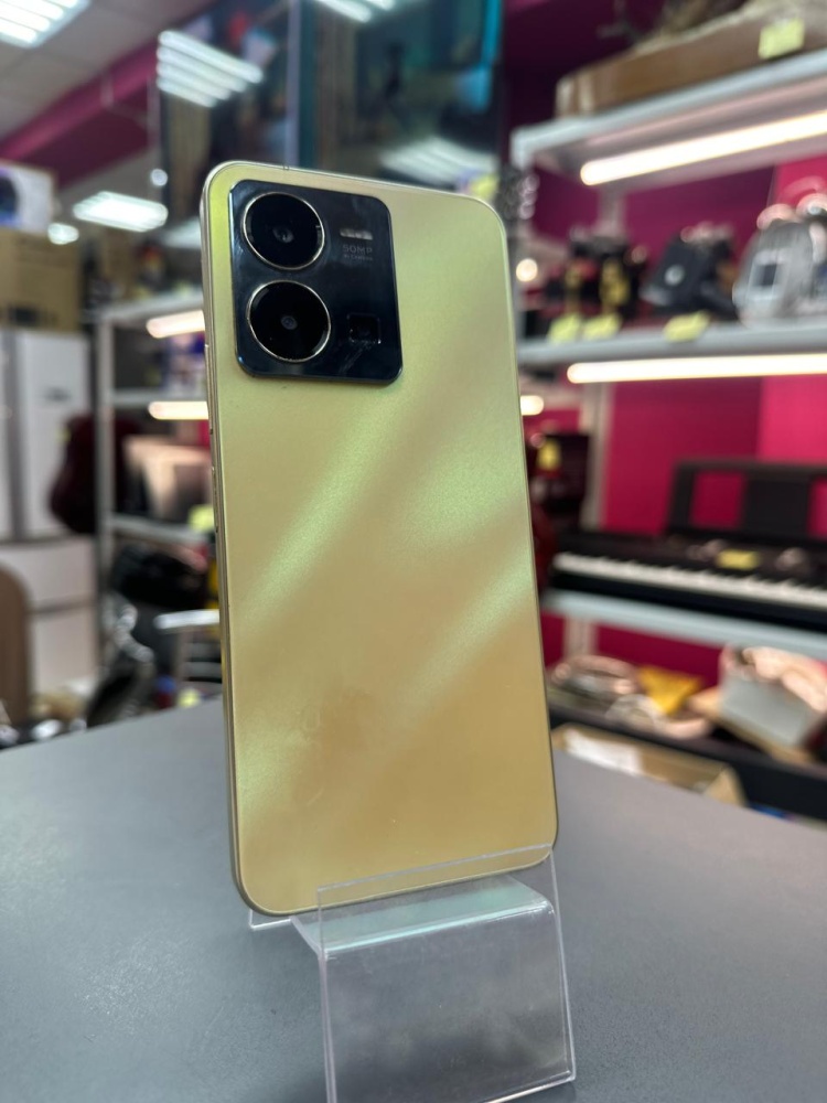 Смартфон Vivo Y35 4/128