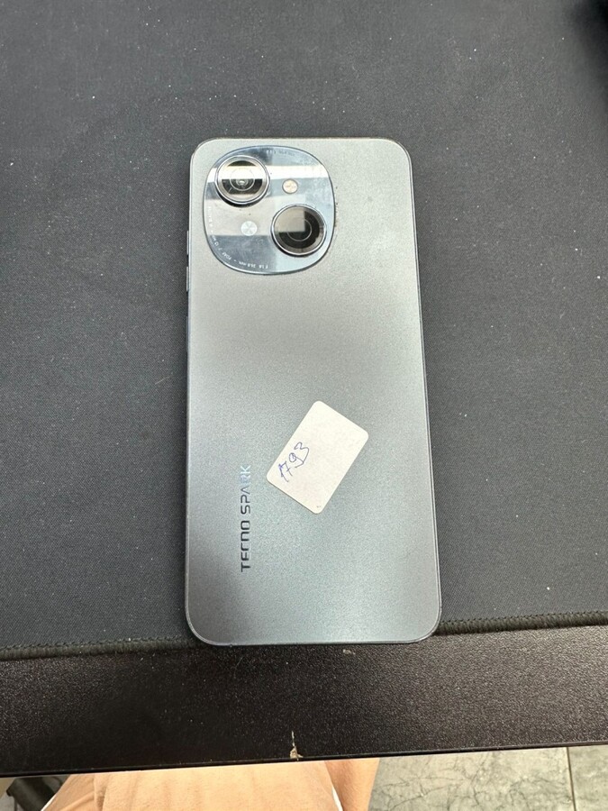 Мобильный телефон Tecno spark go 1 4\64