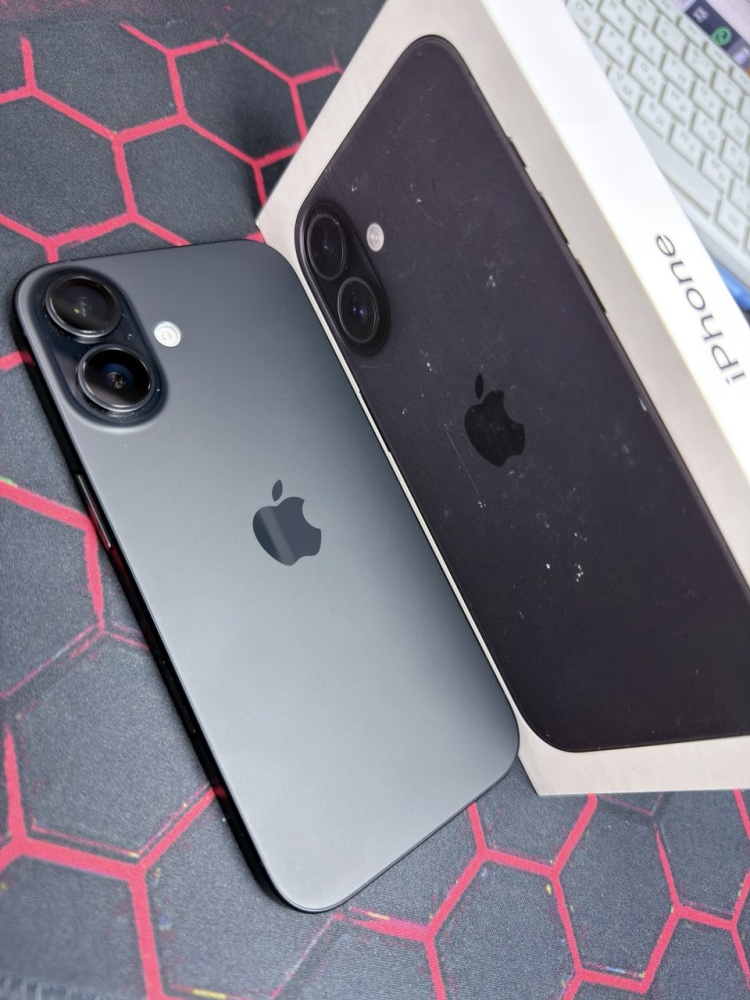 Смартфон iPhone 16 128ГБ