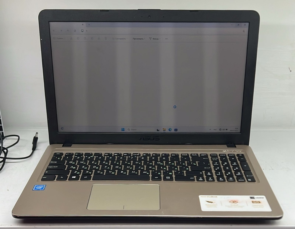 Ноутбук ASUS X540M