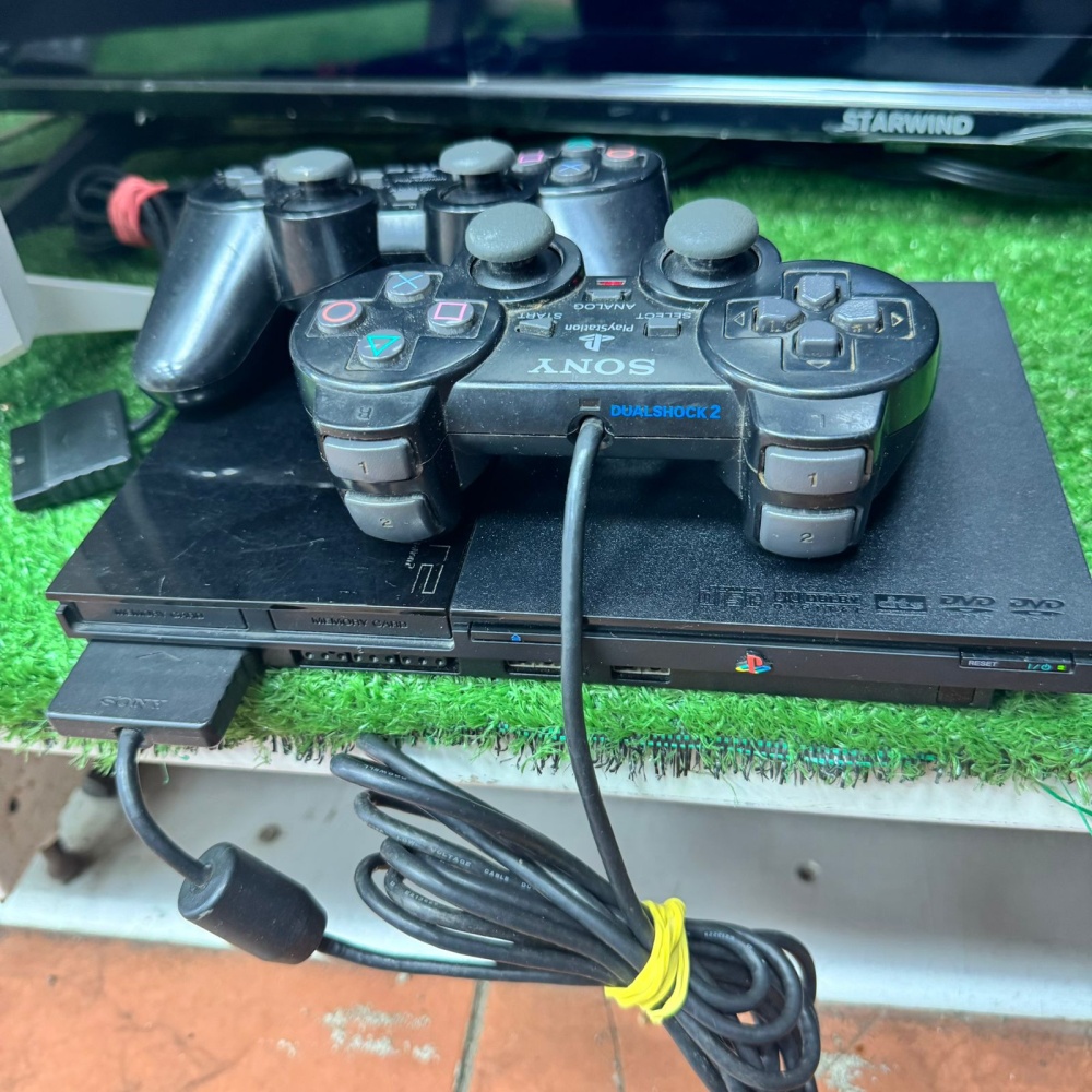 Игровая приставка Sony PlayStation 2 Slim