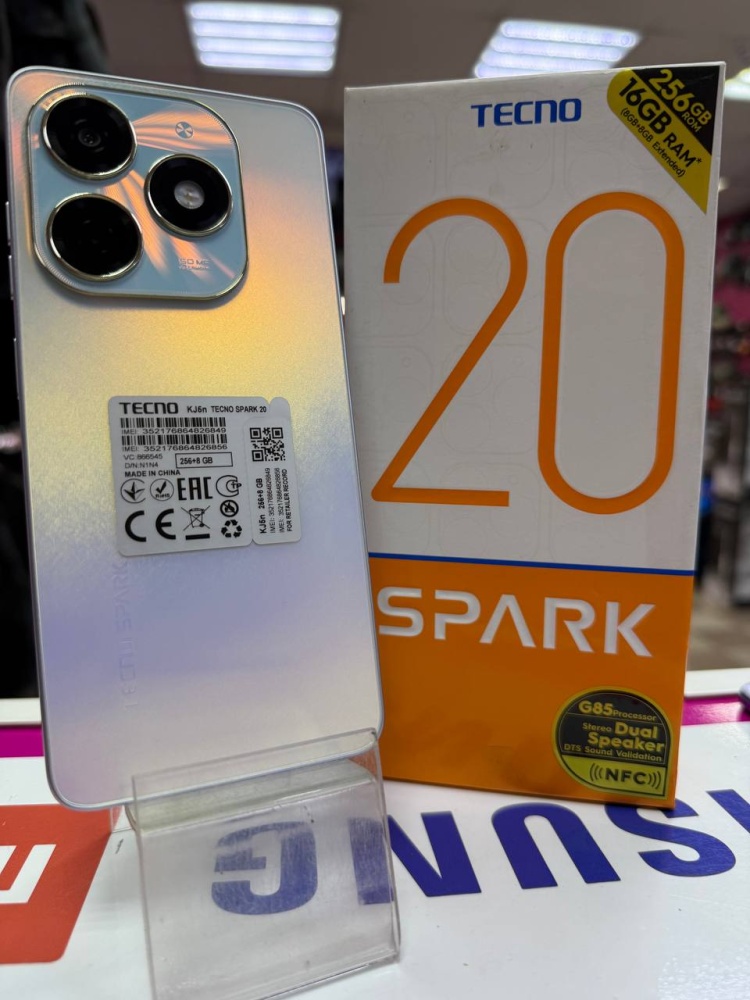 Мобильный телефон Tecno Spark 20 8/256Gb