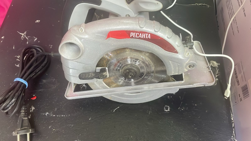 Циркулярная пила Ресанта ДП-165/1300