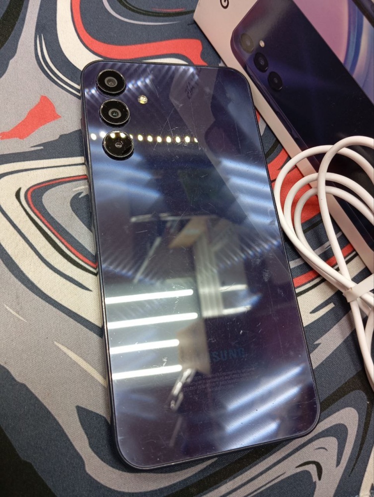 Смартфон Samsung A15 4/128 гб