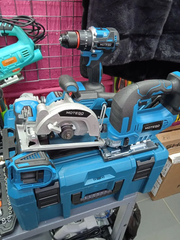 Набор инструментов 4 в 1