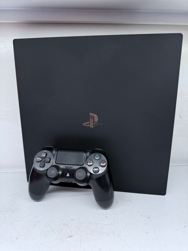 Игровая приставка Sony PlayStation 4 PRO 1TB