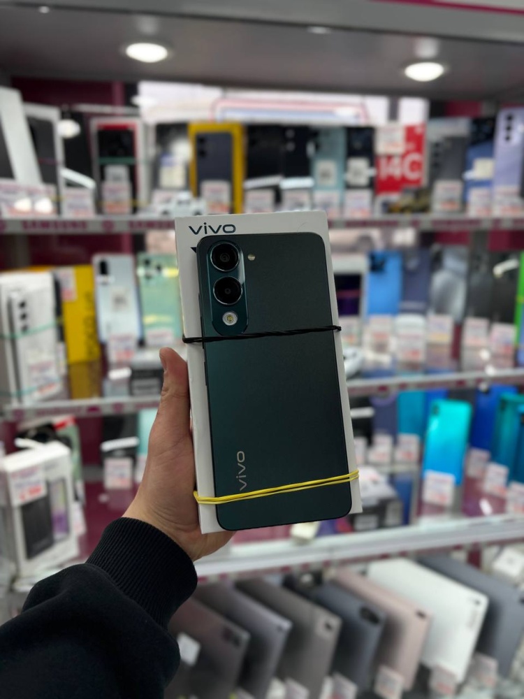 Смартфон Vivo y04 4\128