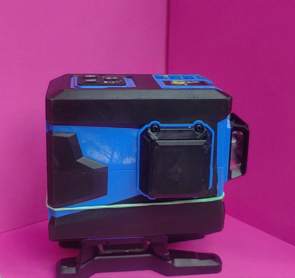 Лазерный уровень DEKO