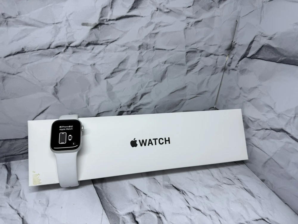 Часы Apple SE 2nd 40mm