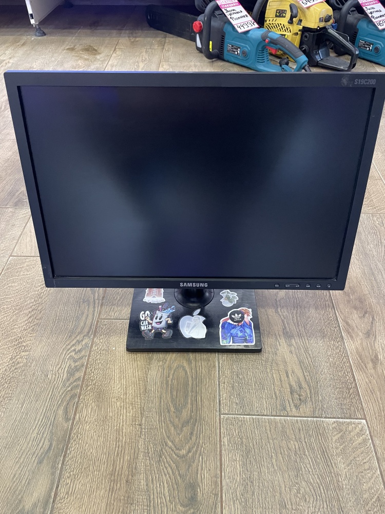 Монитор Samsung LS19c20k