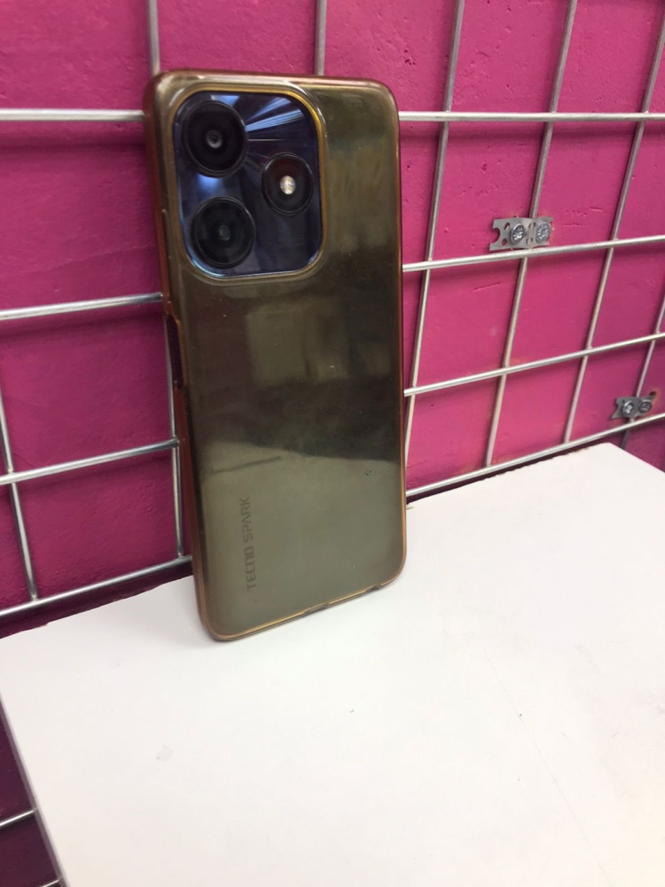 Мобильный телефон Tecno spark 10 4/64