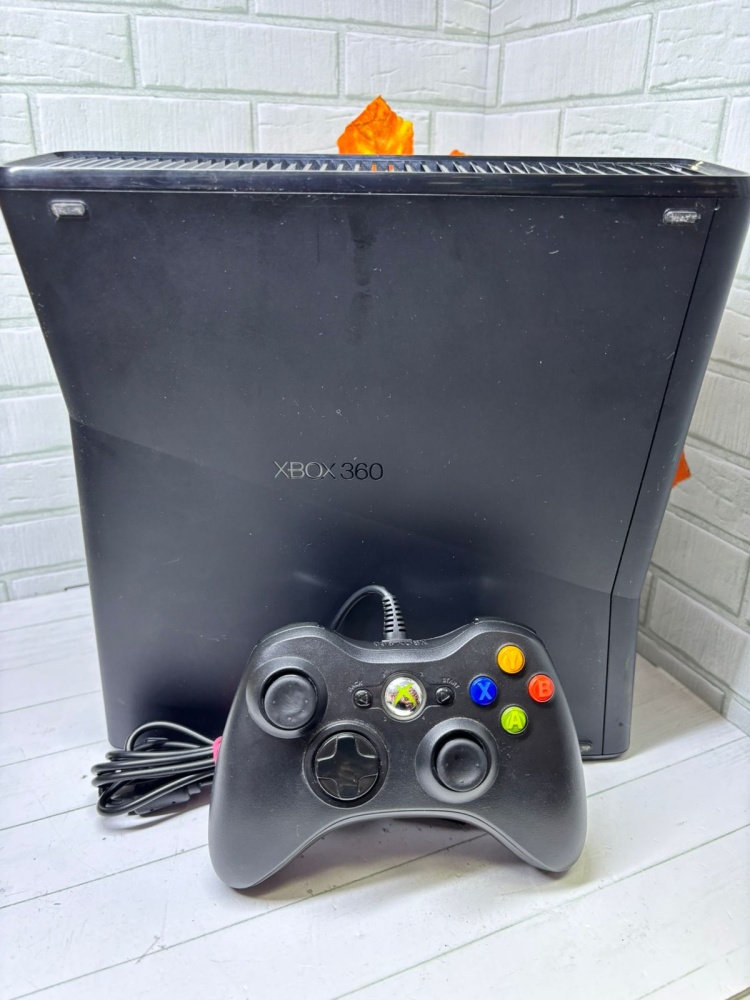 Игровая приставка XBOX 360 SLIM 250gb