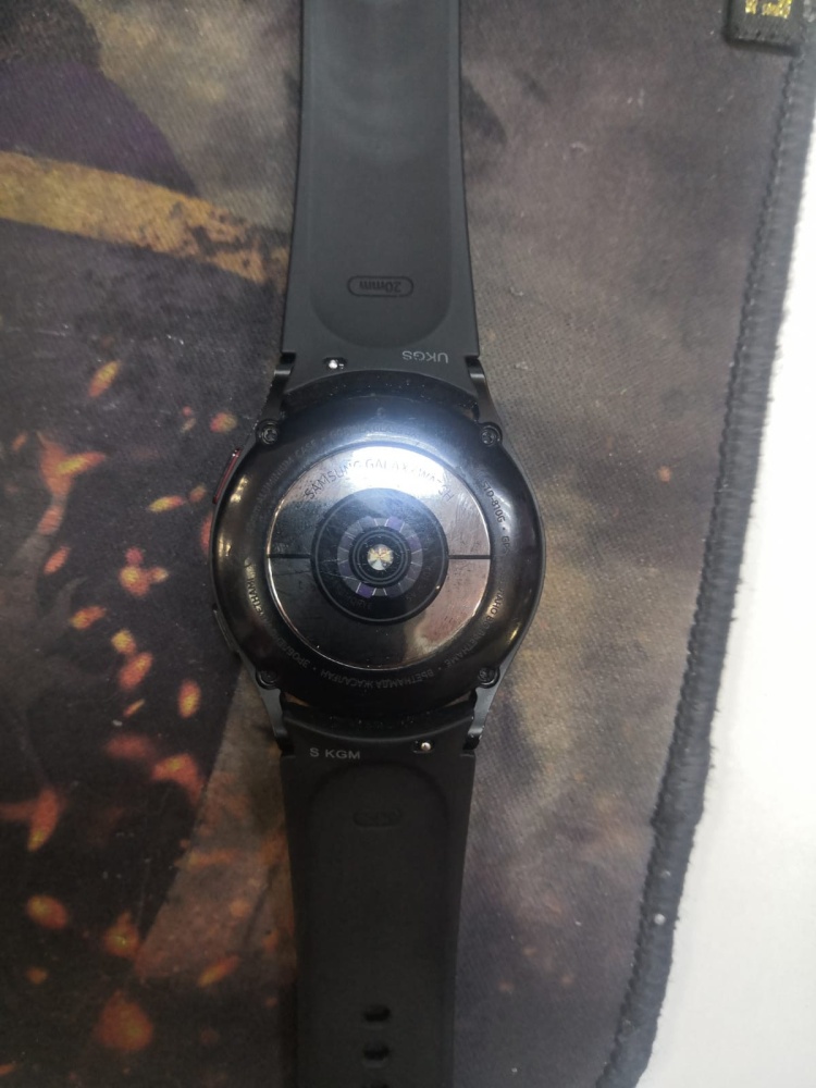 Смарт-часы SAMSUNG Galaxy watch 4