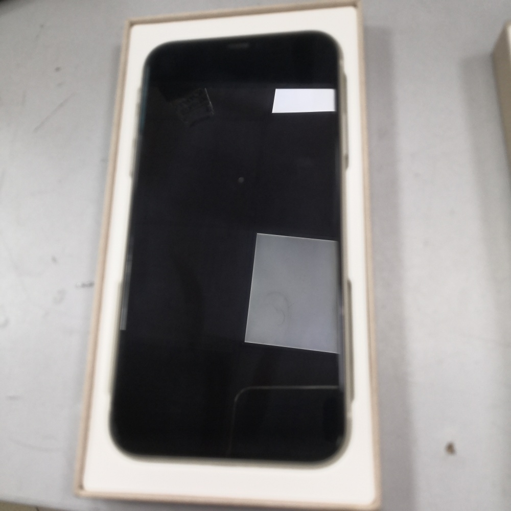 Смартфон iPhone 11 64Gb