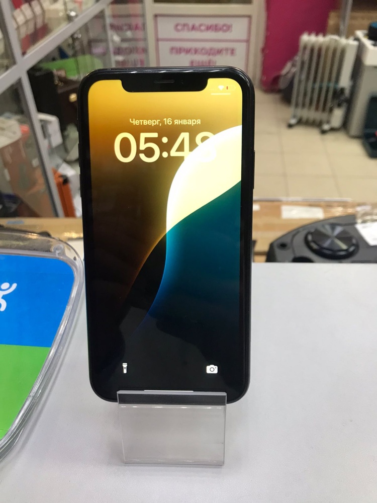 Смартфон iPhone XR 64 Gb