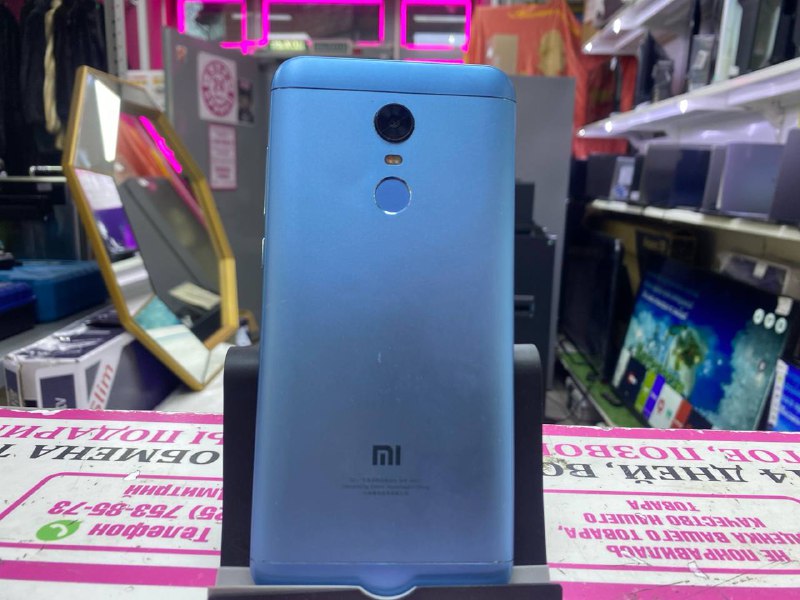 Смартфон Xiaomi Redmi 5+ 64gb