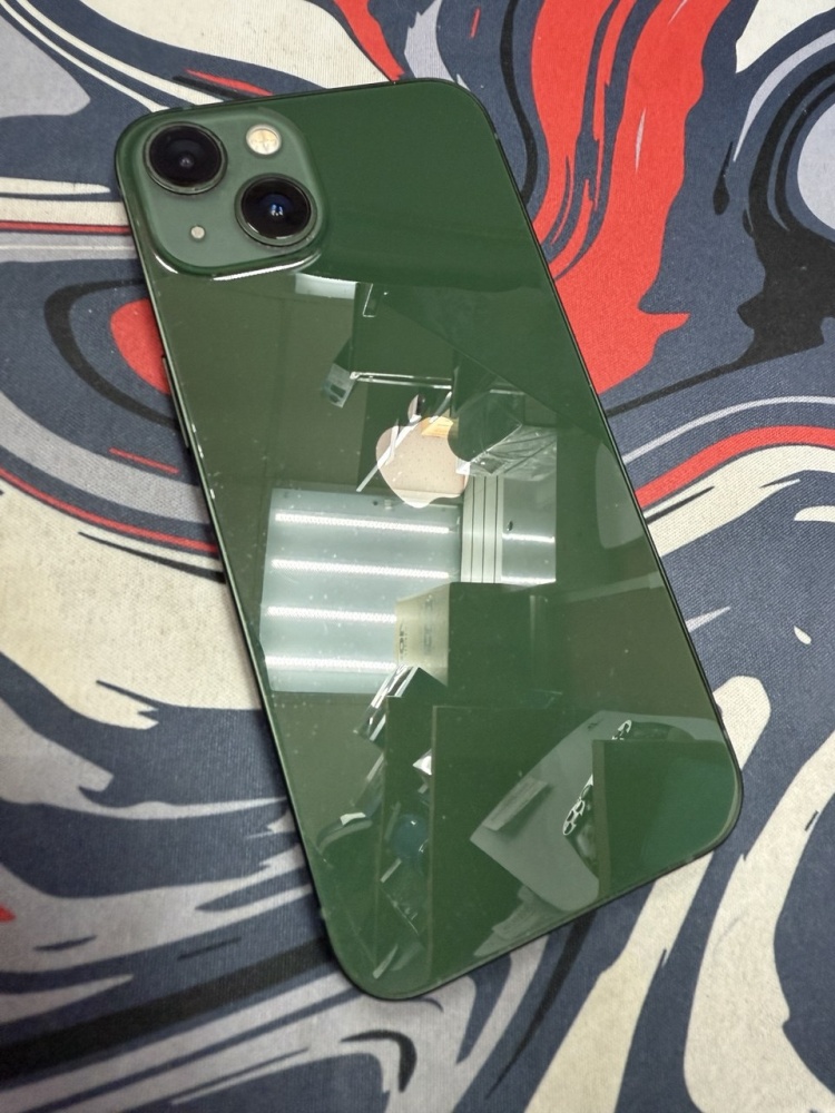 Смартфон iPhone 13 128 Gb
