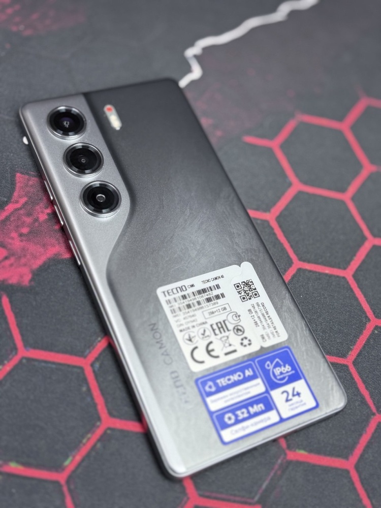 Смартфон Tecno CAMON 40 12/256GB