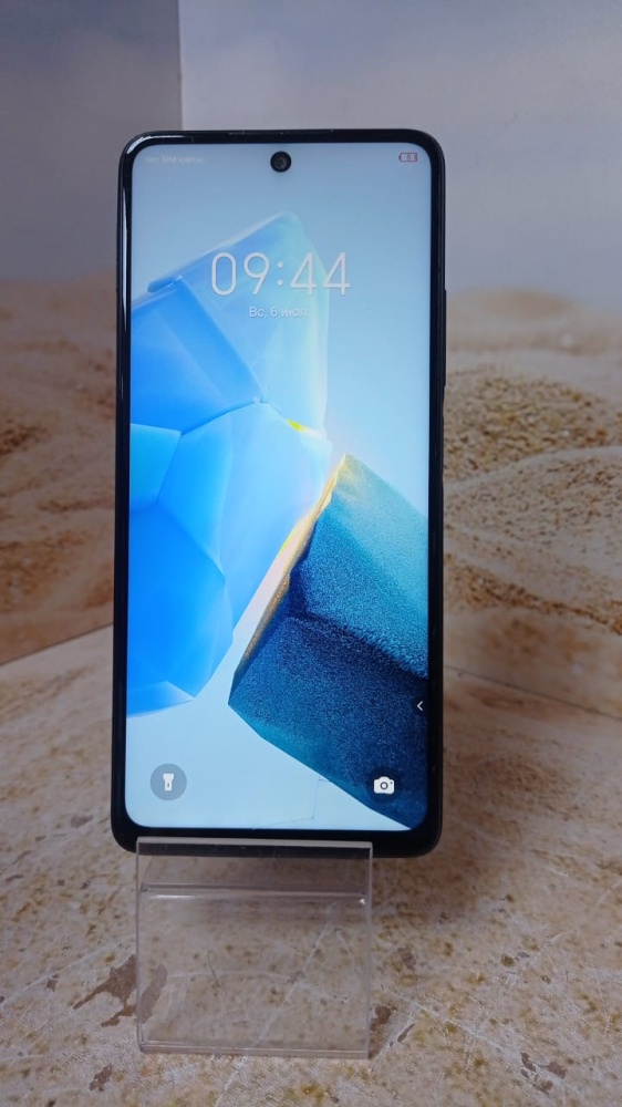 Мобильный телефон Infinix HOT 30 4\128гб