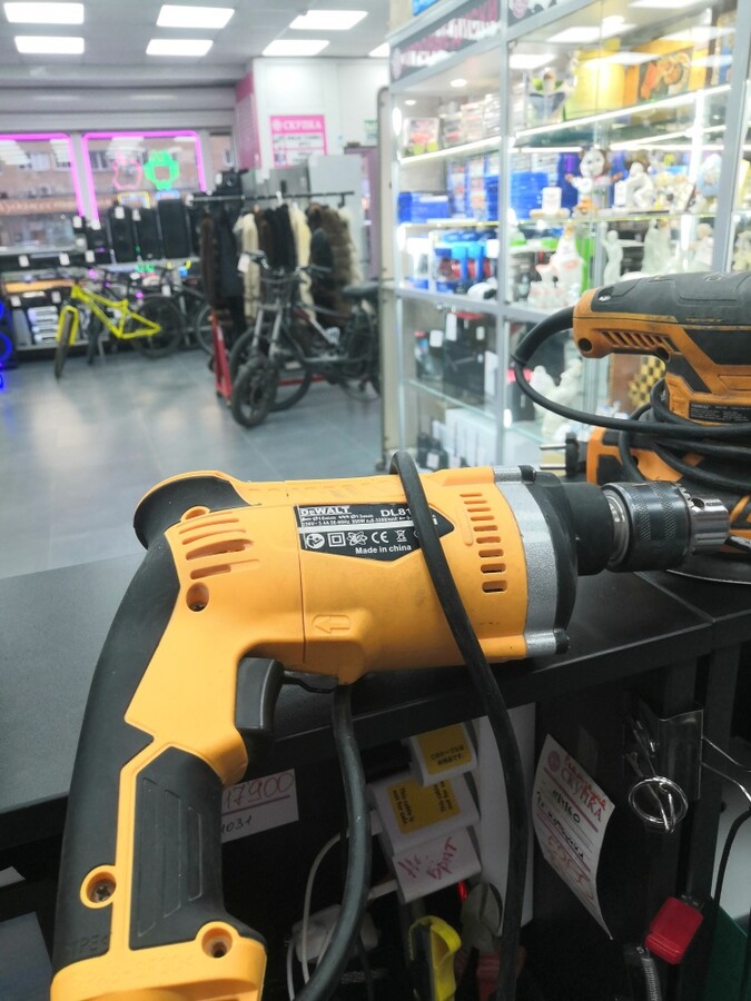 Дрель dewait di814