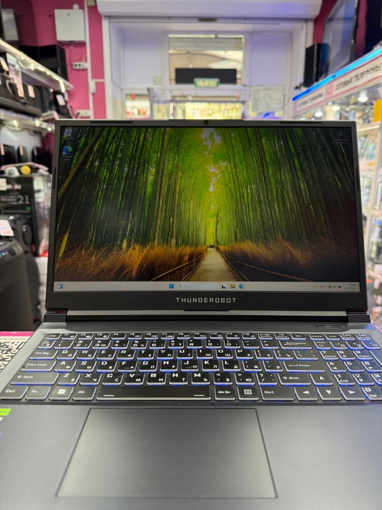 Ноутбук Thunderobot