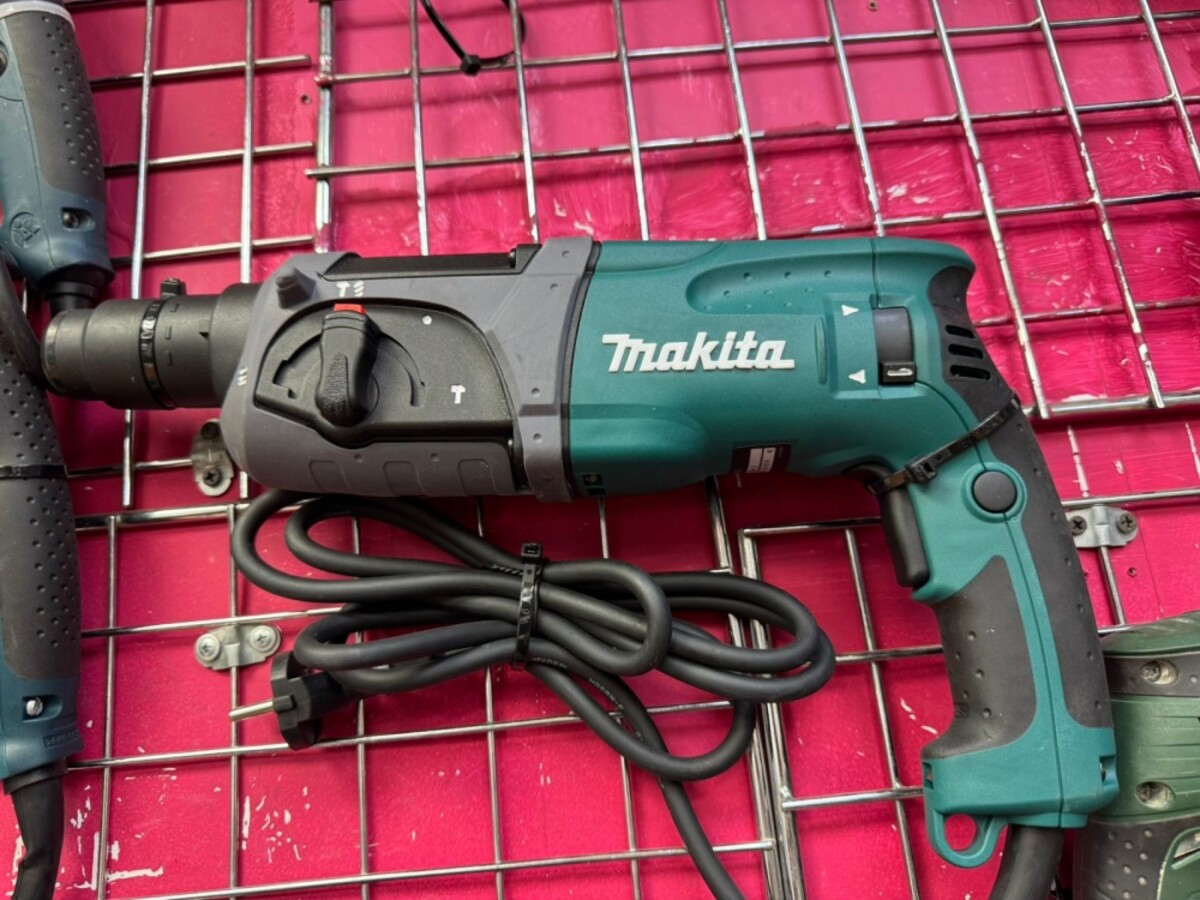 Перфоратор DeWalt