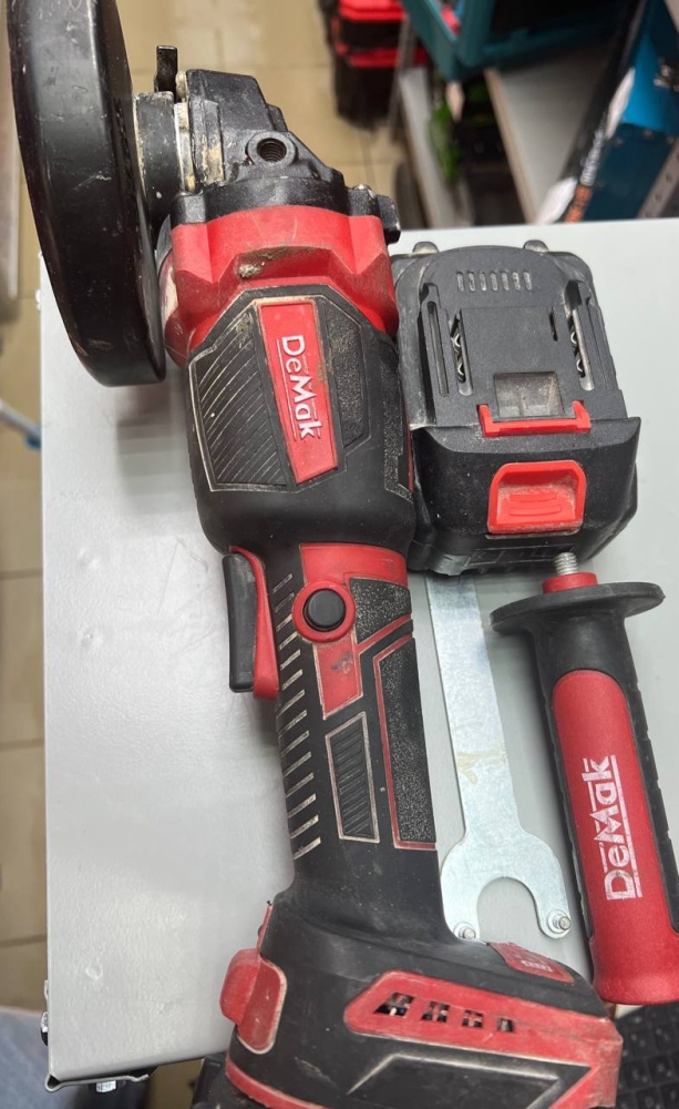 Болгарка Demak BLS 001