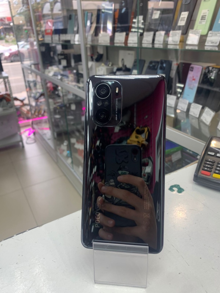 Смартфон Xiaomi Poco F3 6/128