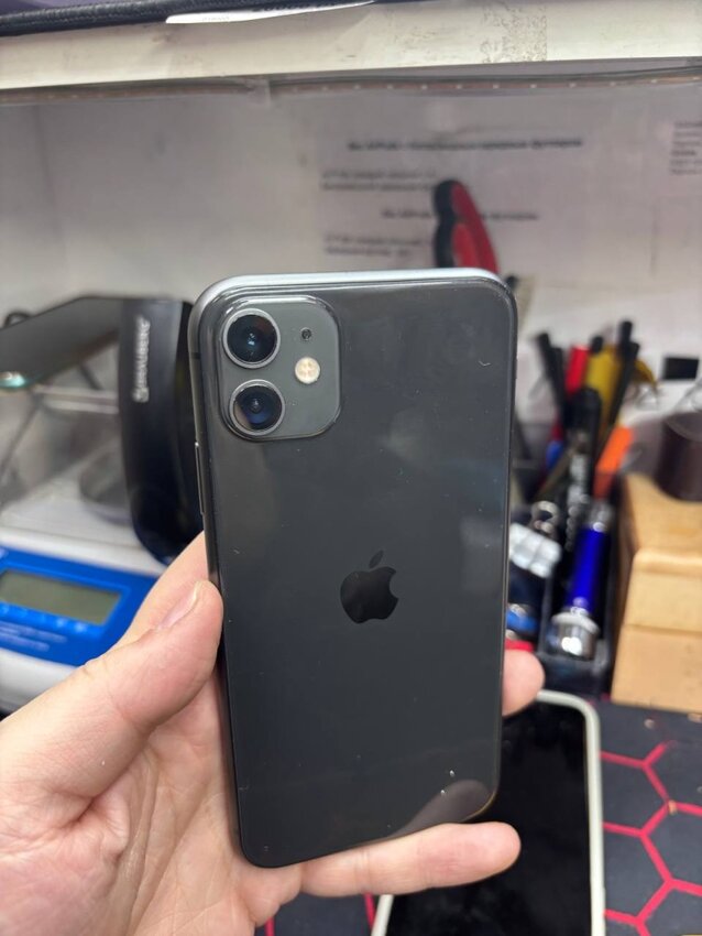 Смартфон iPhone 11 128 Gb
