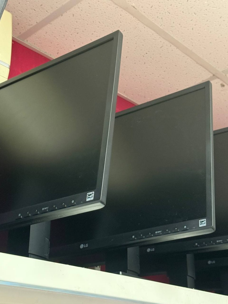 Монитор Lg 24