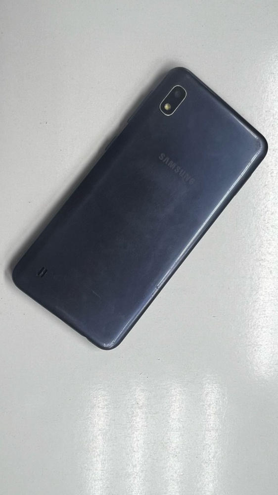 Смартфон Samsung A10