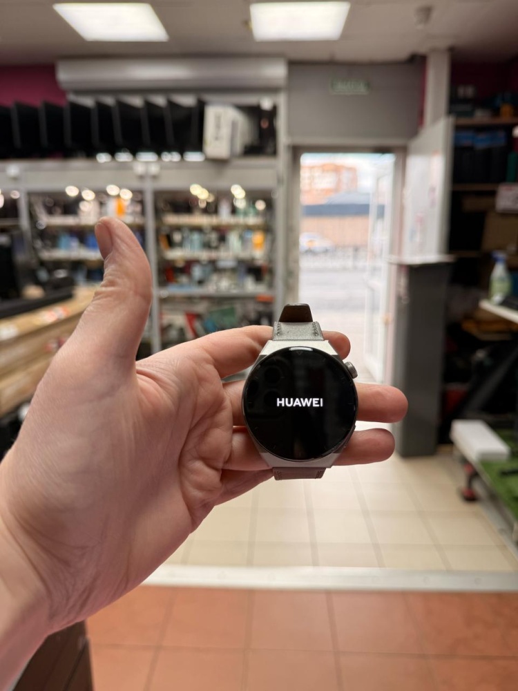 Смарт-часы Huawei Watch 3