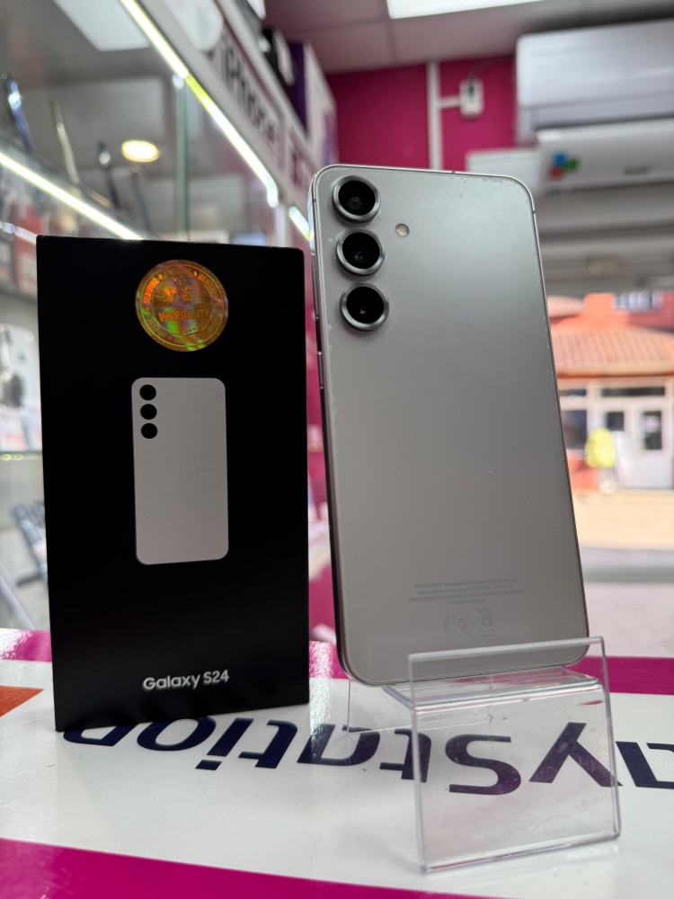 Смартфон Samsung S24 8/128gb