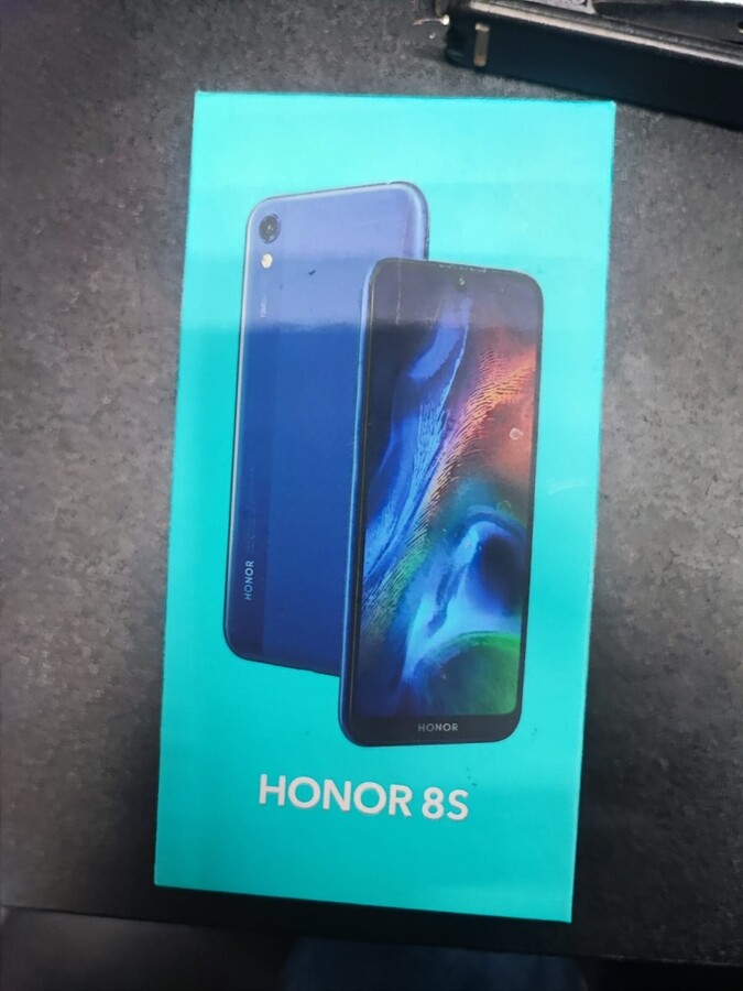 Смартфон Honor 8S